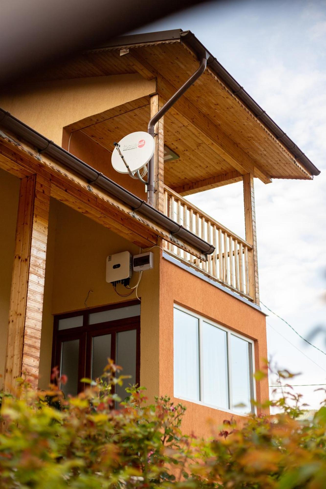 Casa Rumelia Paltineni Exterior photo